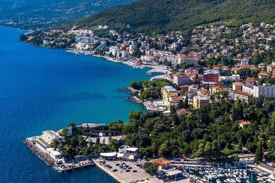 Piccola Villa Adriatic With A Swimming Pool, Grill, Children Playground Opatija Icici Luaran gambar